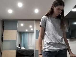 latrishacailler webcam model stream image