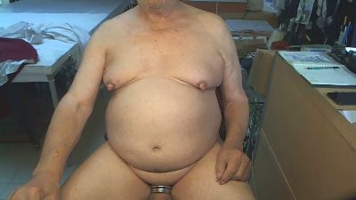 totalshaved webcam model stream image