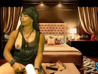 sashastrokes webcam model stream image