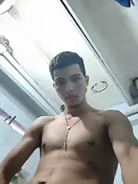 stivenidk webcam stripchat model stream image