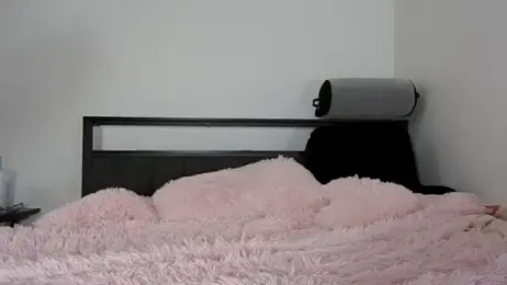 QueenLolaX webcam model stream image