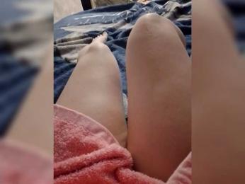 Love-para111 webcam model stream image