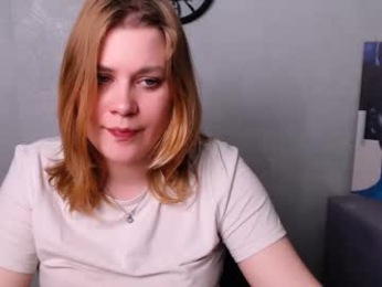 alisiakiss_ webcam model stream image