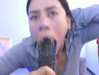 nicollbashel webcam model stream image
