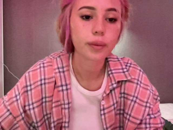 dikidii webcam bongacams model stream image