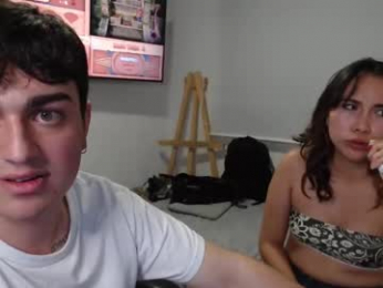 ladypetitelive webcam model stream image
