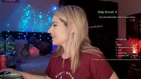 Lisaonthemoon webcam model stream image