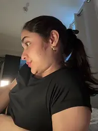 MadawiOud webcam model stream image