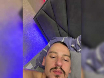 FapDealer webcam model stream image