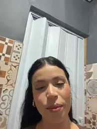 Rafaellaz webcam stripchat model stream image
