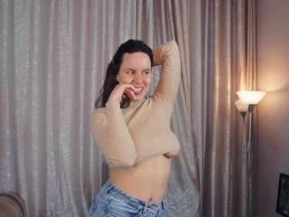 courtneytonnessen webcam camsoda model stream image