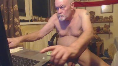 Bluebehr111 webcam model stream image