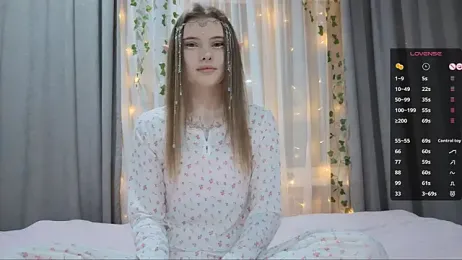 CarolinePepper webcam model stream image