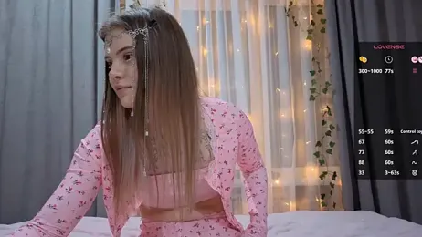 CarolinePepper webcam stripchat model stream image