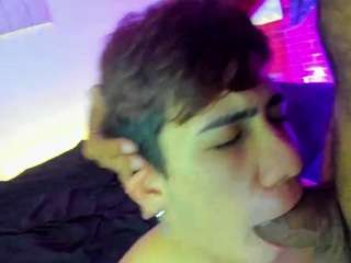 bear-room webcam model stream image