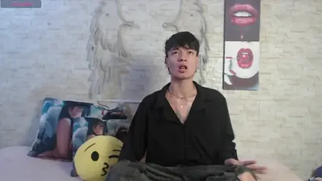 axel_milo_kairo_and_noa webcam model stream image