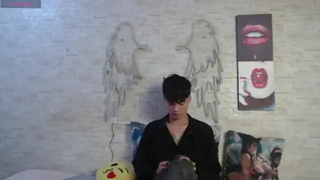 axel_milo_kairo_and_noa webcam model stream image