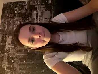 ElenaMariee webcam model stream image