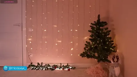 Miablueye webcam model stream image