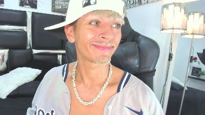 SUNNYBOY_OS webcam cam4 model stream image