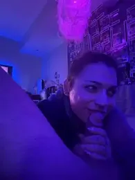 UrHellBri-L webcam stripchat model stream image