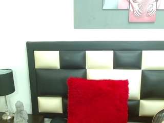 sensual-violet webcam model stream image