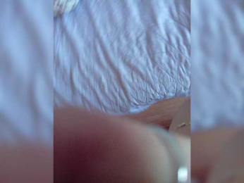 Niki233221 webcam model stream image