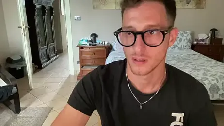 -xxxtoyboyxxx- webcam model stream image