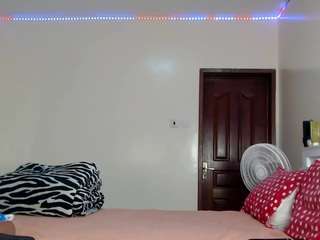 pecky-pinky webcam model stream image
