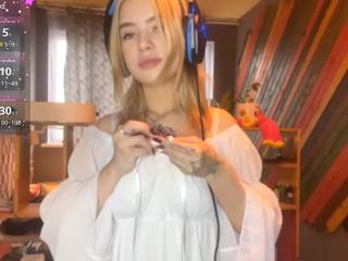 Lynette Grindell webcam model stream image