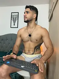 Maximiliano_ford webcam model stream image