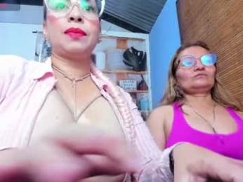 jademooms webcam model stream image