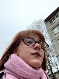 Only_April webcam model stream image