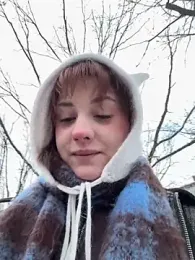 Only_April webcam model stream image