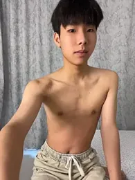 guoguo18 webcam stripchat model stream image