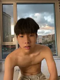 guoguo18 webcam stripchat model stream image