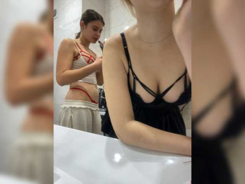 VikaAndMilana webcam model stream image