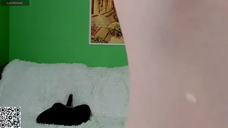 NightBloss webcam model stream image