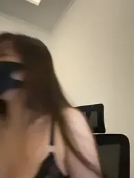 Tieumiu_9x webcam model stream image