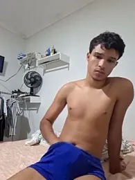 Junior8964 webcam model stream image