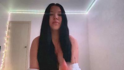 YiMayzes webcam cam4 model stream image