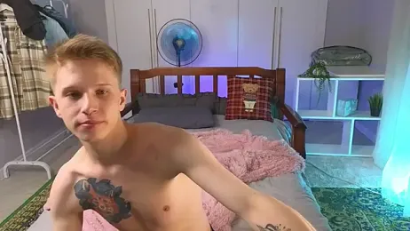arlekincrop webcam stripchat model stream image