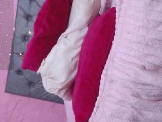 pearlmichelts webcam model stream image