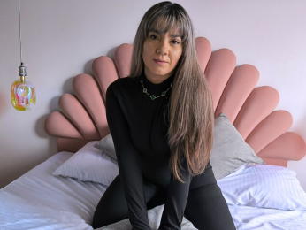 AuraEvens webcam livejasmin model stream image