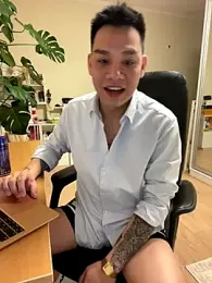 latava webcam model stream image