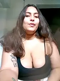 XandraF webcam model stream image