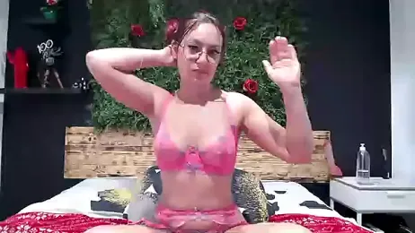 ladoucedu34 webcam model stream image