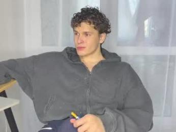 estremecerse webcam chaturbate model stream image