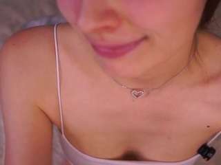 miss-quiz webcam model stream image