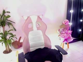 emmarussellx webcam model stream image